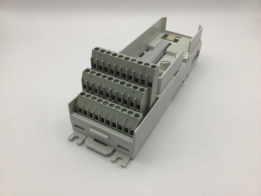 Compact Module Termination Unit 1x8 signal terminals - ABB - 3BSE013231R1